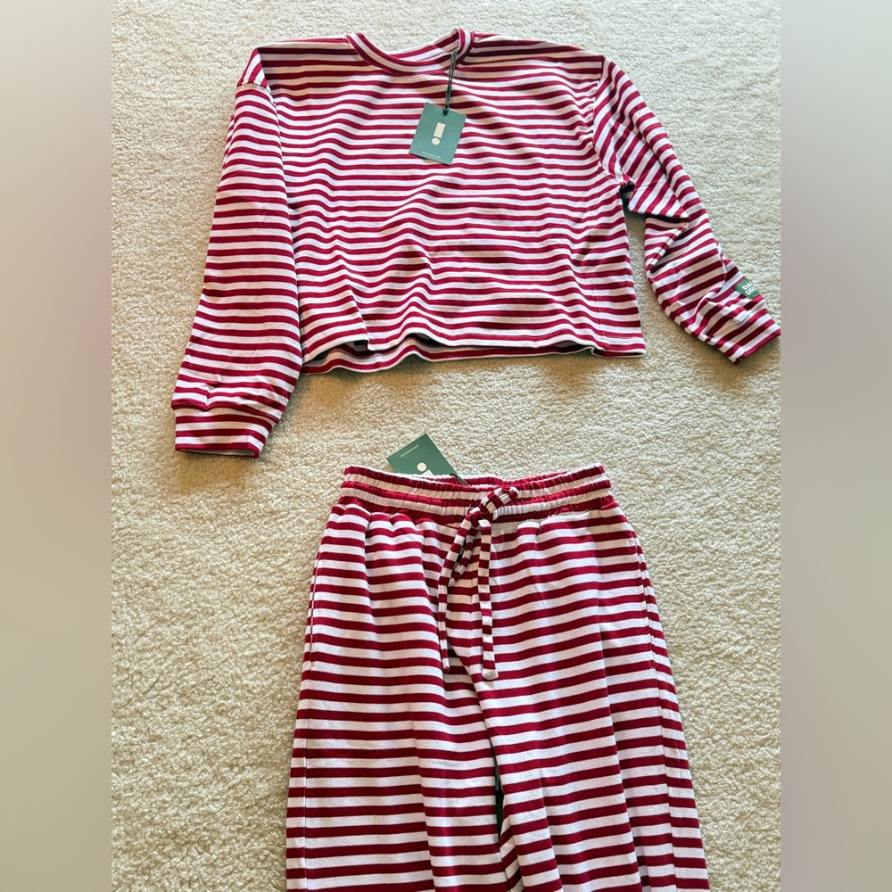 Striped Red and White Daily Drills Set